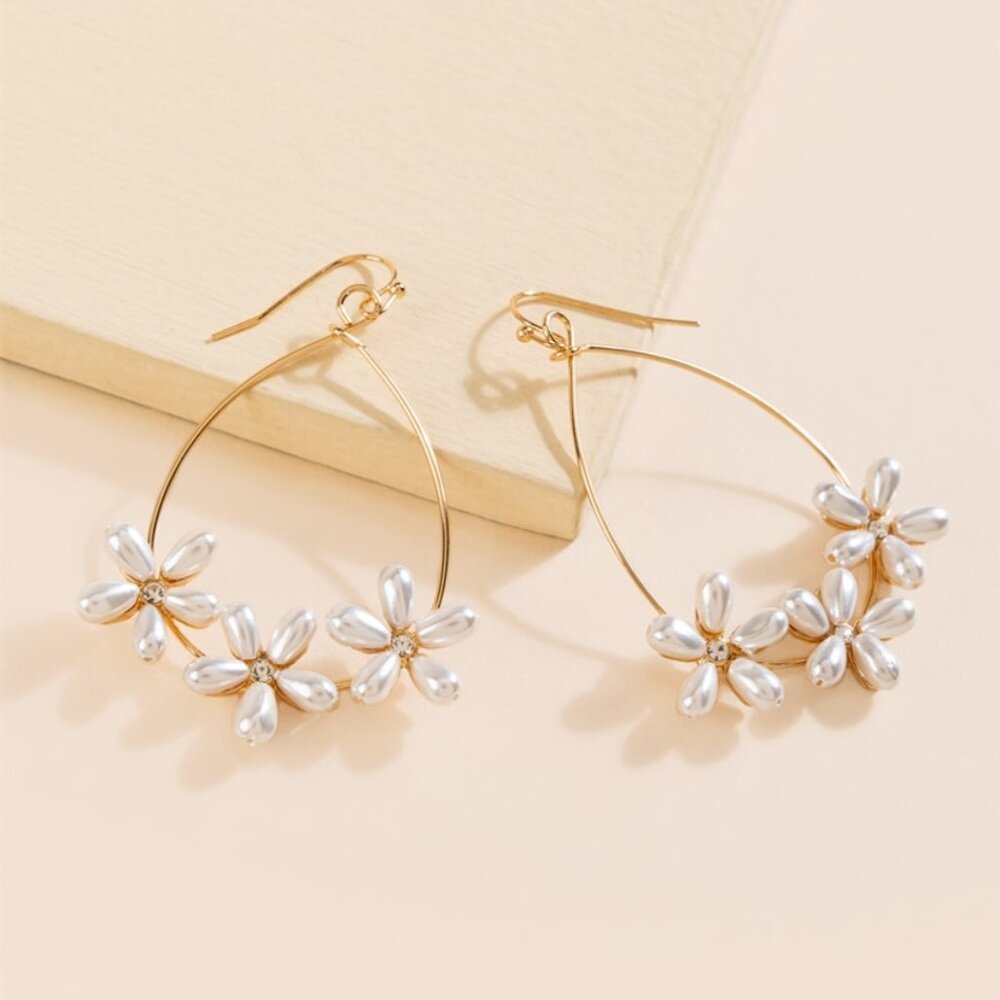 Francesca's Gold and Pearl Flower Hoop Earrings - Picture 4 of 8